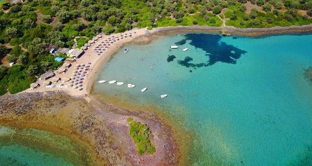  Δημήτρης Αλεξάνδρου – Ρία Ελληνίδου: Ξεκίνησαν τις καλοκαιρινές διακοπές τους στα μαγευτικά Λιχαδονήσια