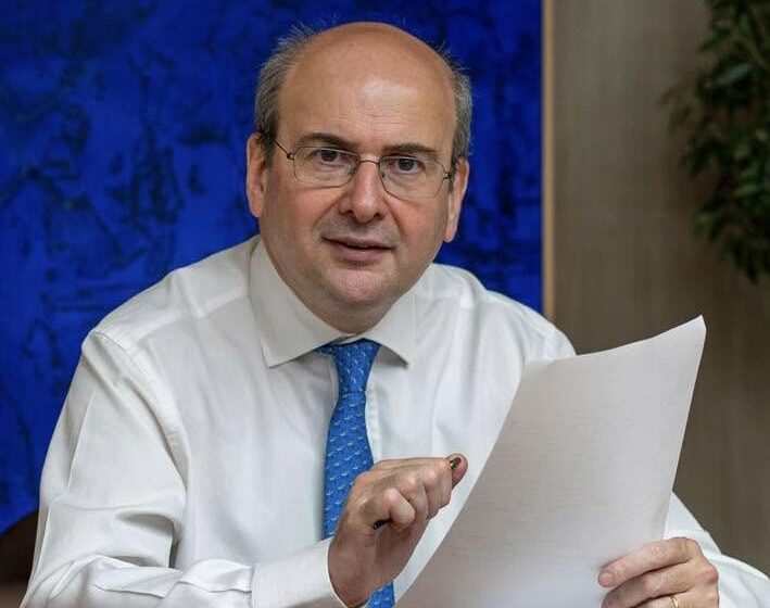  Χατζηδάκης: «Η κυβέρνηση μιλά με έργα για τη Δυτική Μακεδονία»