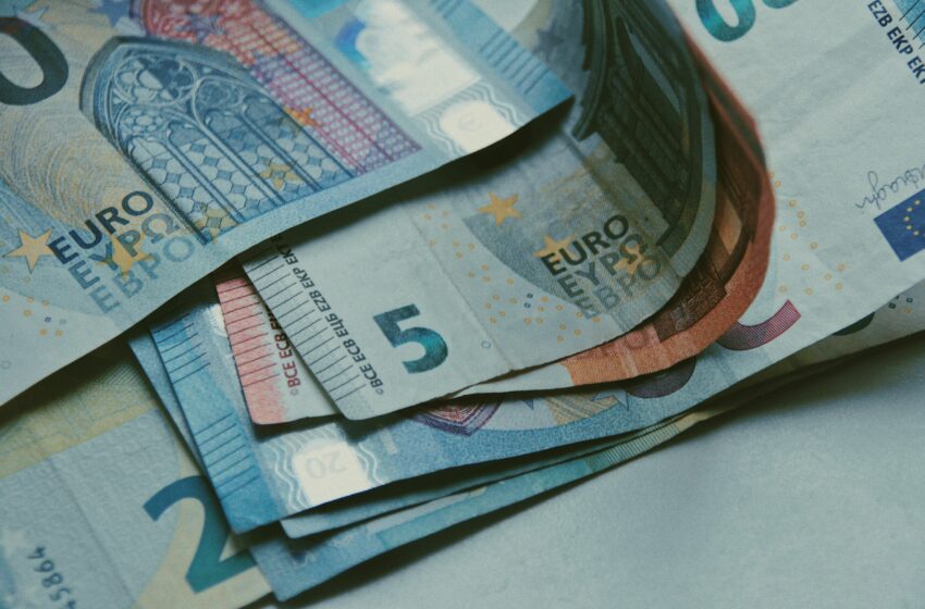  Μετρητά στην Ευρώπη: Γιατί αυξάνονται ενώ οι ψηφιακές πληρωμές κερδίζουν έδαφος